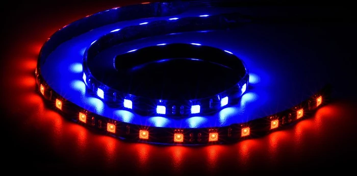 Sharkoon Pacelight S1, RGB beleuchtet