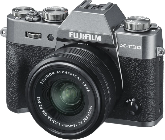 Fujifilm X-T30 anthrazit mit Objektiv Fujinon XC 15-45mm 3.5-5.6 OIS PZ
