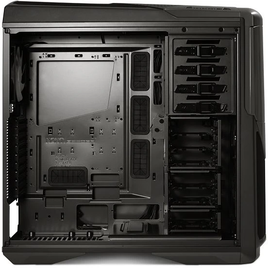NZXT Phantom 630 Gunmetal, Acrylfenster