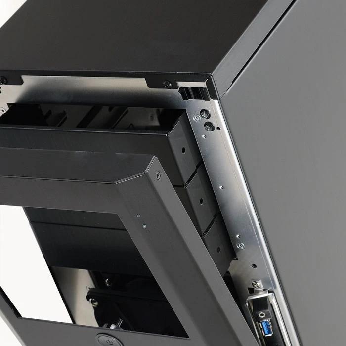 Lian Li PC-10NB schwarz