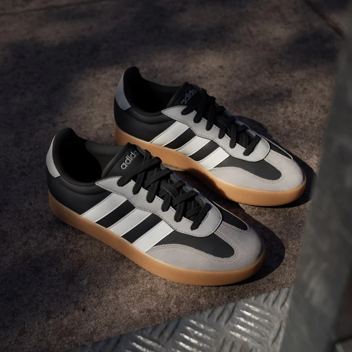 adidas Barreda core black/core white/mgh solid grey (Herren)