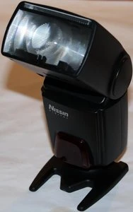 Nissin Speedlite Di622 Blitzgerät für Canon