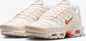 Nike Air Max Plus phantom/light orewood brown/black/safety orange (Herren)