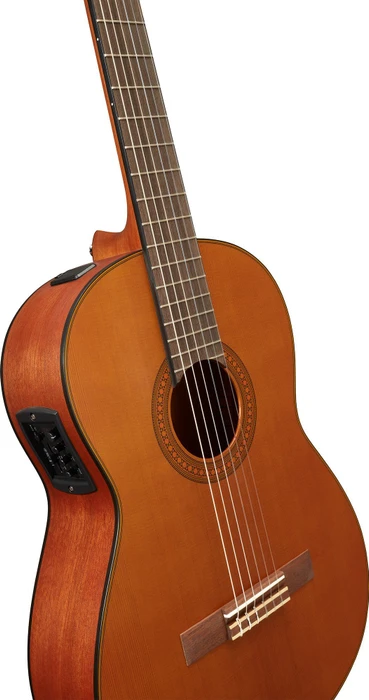 Yamaha CGX122MC