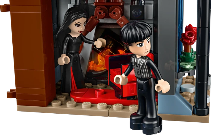LEGO Wednesday - Morticias Landhaus