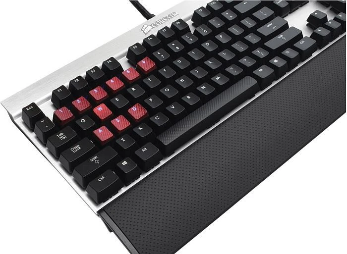Corsair Vengeance K70 silber, MX Blue, USB, UK