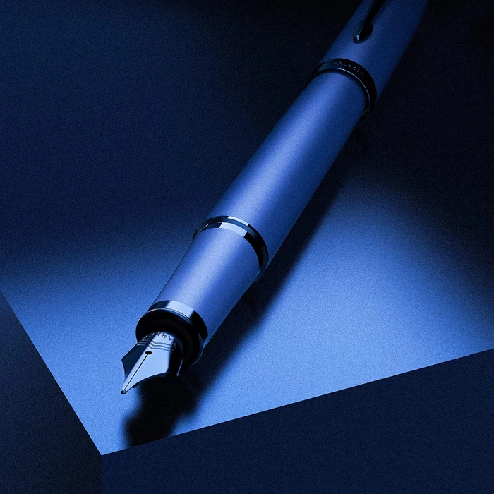 Parker IM Monochrome blue stainless steel, rechte Hand, mittel, Geschenkbox
