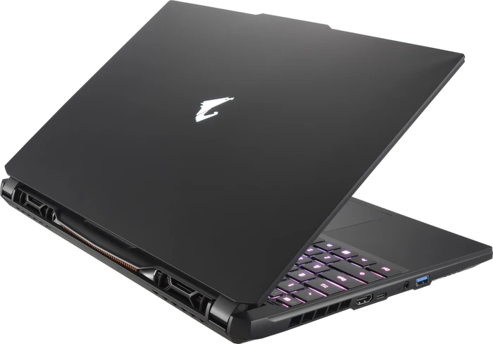 GIGABYTE AORUS 15, Core i7-12700H, 16GB RAM, 1TB SSD, GeForce RTX 3070 Ti, DE