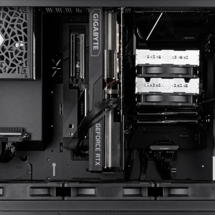 SilverStone Alta F2 Black, schwarz, Glasfenster