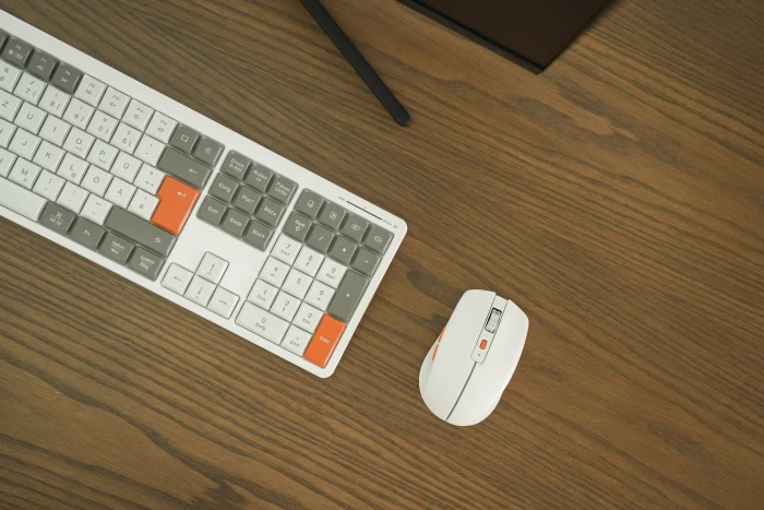 ISY Wireless Desktop Set, weiß, USB/Bluetooth, DE