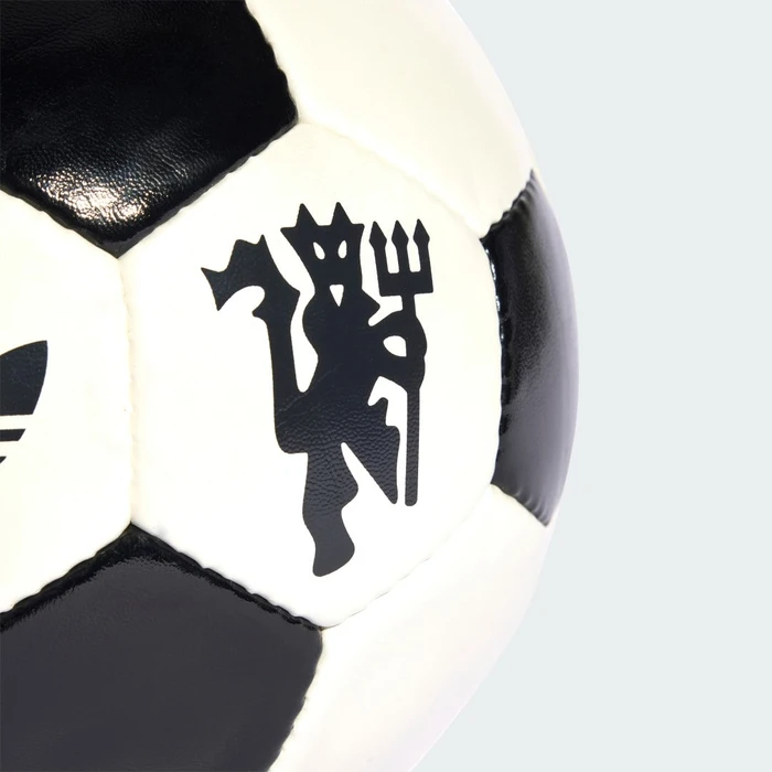 adidas Manchester United Third Club Fußball off white/black/carbon