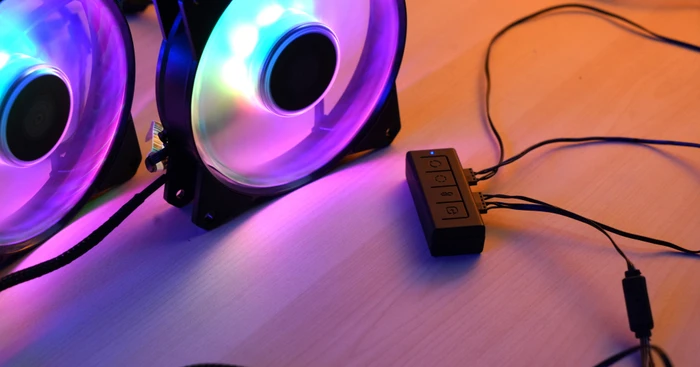 Cooler Master A-RGB LED Small-Controller, schwarz (MFX-ACBN-NNUNN-R1) – Bild 8