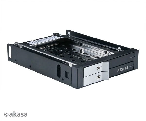 Akasa Lokstor M21
