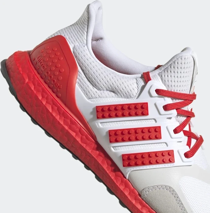 adidas Ultraboost DNA X LEGO Colors cloud white/red