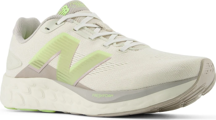 New Balance Fresh Foam 680v8 linen/sea salt/moonrock (Herren)