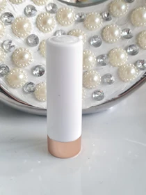 Essence This Is Me. Semi Shine Lipstick 102 true me, 3.3g
