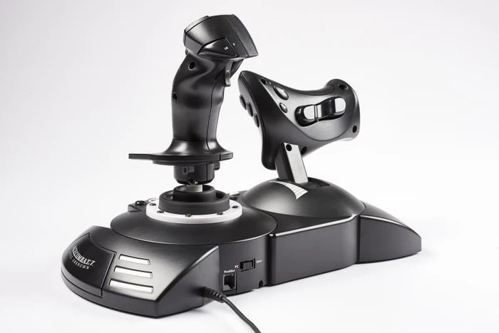 Thrustmaster T-Flight Hotas One Ace Combat 7: Skies Unknown (Xbox One/PC)