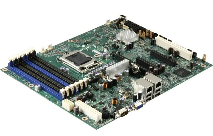 Intel S3420GPLC (Intel 1156)