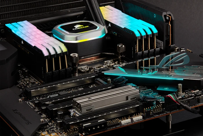 Corsair Force Series MP600 Core 2TB, M.2 2280 / M-Key / PCIe 4.0 x4, Kühlkörper