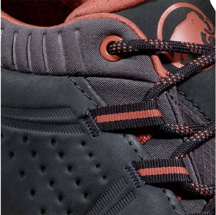 Mammut Nova IV Low GTX black/apricot brandy (Damen)