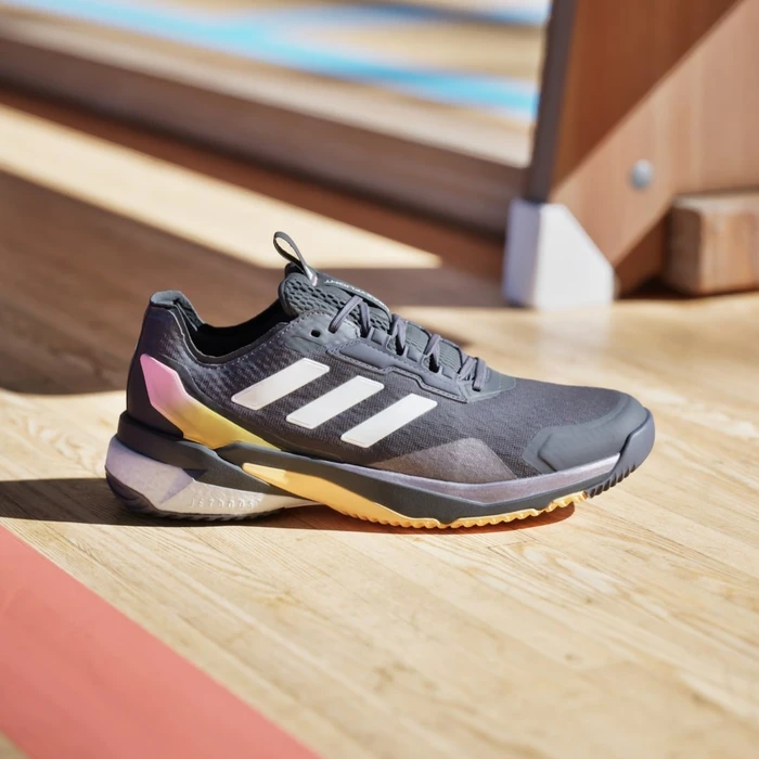 adidas Crazyflight 5 aurora black/zero metallic/spark (Damen)