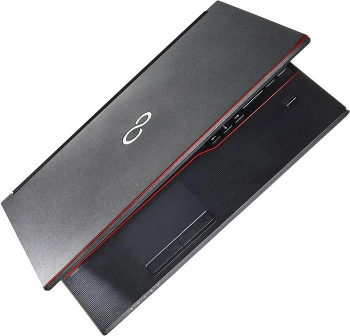 Fujitsu Lifebook E557, Core i3-7100U, 8GB RAM, 256GB SSD, DE