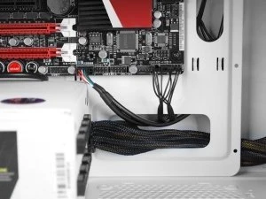 NZXT Source 210 weiß, schallgedämmt