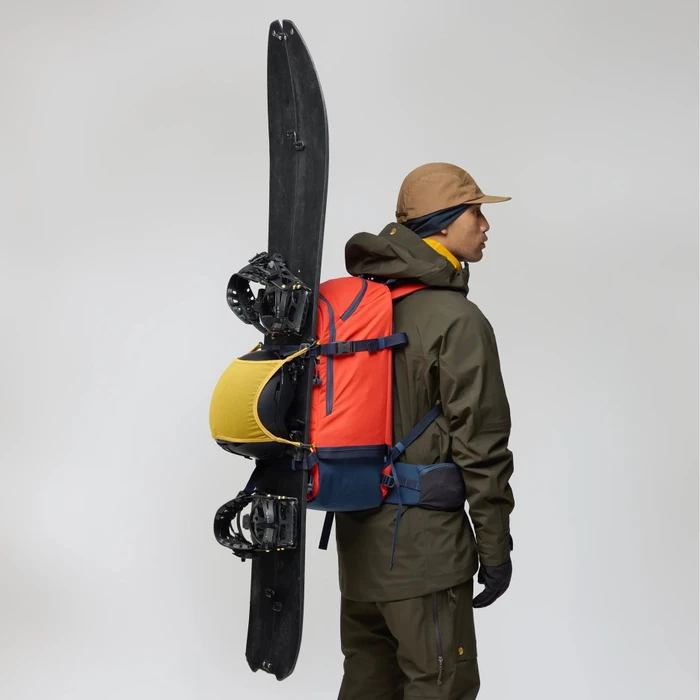 Fjällräven Bergtagen Touring 30 M/L flame orange/mountain blue