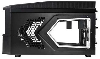 Thermaltake Armor A30i, Acrylfenster