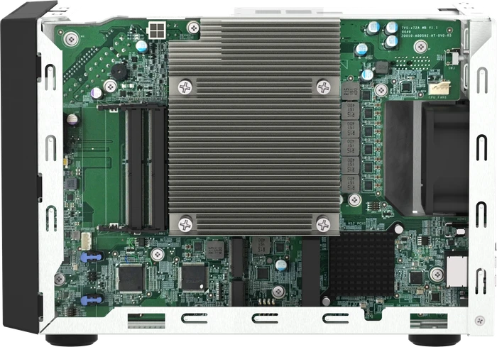 QNAP QuTS hero TVS-h474-PT-8G, 8GB RAM, 2x RJ-45 2.5GBase-T, 1x USB-C 3.1
