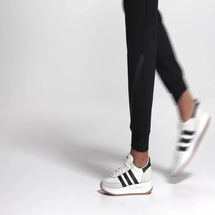 adidas Run 72 cloud white/core black/grey one