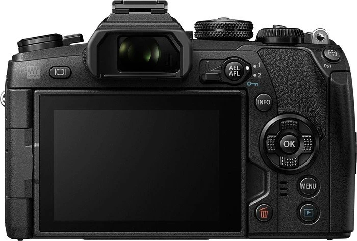 Olympus OM-D E-M1 Mark II schwarz mit Objektiv M.Zuiko digital ED 12-100mm 4.0 IS PRO
