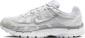 Nike P-6000 metallic summit white/pure platinum/wolf grey/white (Damen)
