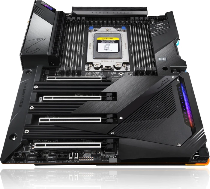 GIGABYTE TRX40 AORUS Xtreme (AMD sTRX4)