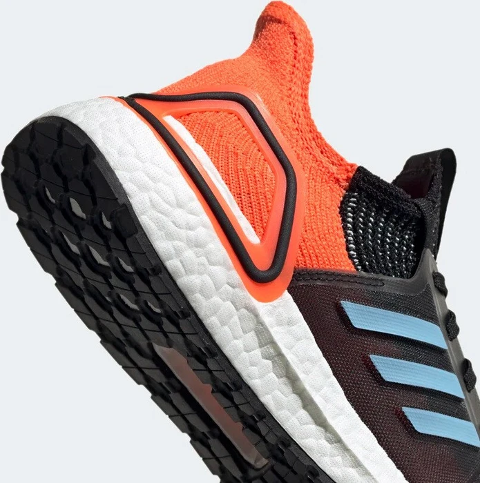 adidas Ultraboost 19 core black/glow blue/hi-res coral (Damen)