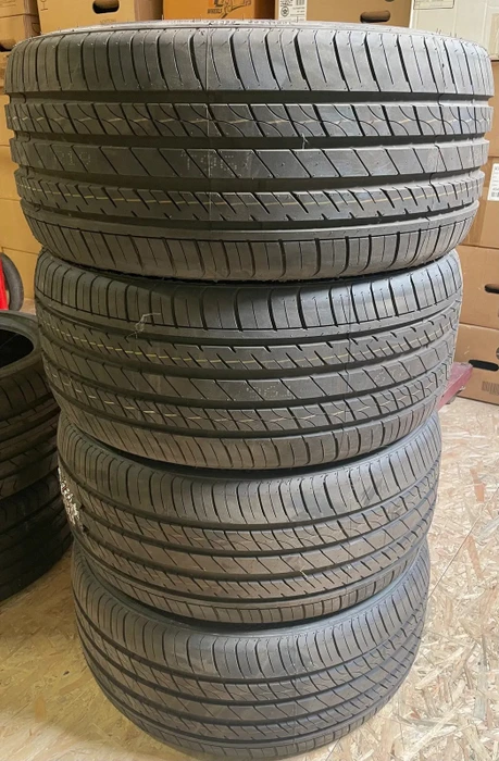 Arivo Ultra ARZ 5 225/35 R19 84W