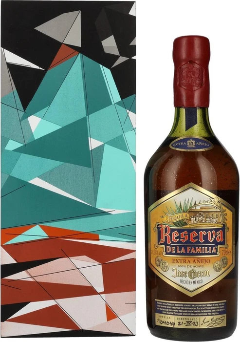 Jose Cuervo Reserva de la Familia 700ml