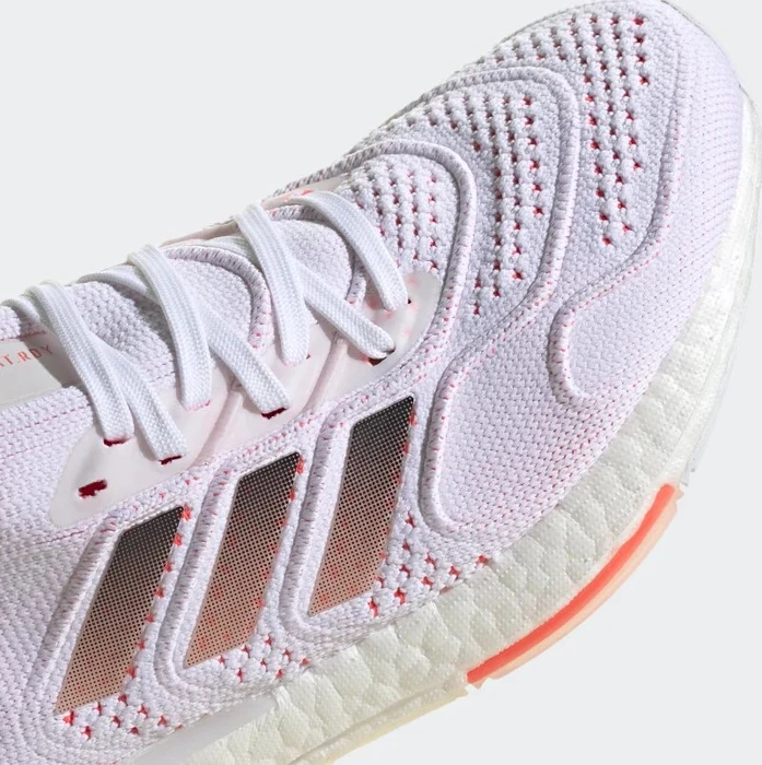 adidas Ultraboost 22 Heat.RDY cloud white/core black/turbo (Damen)