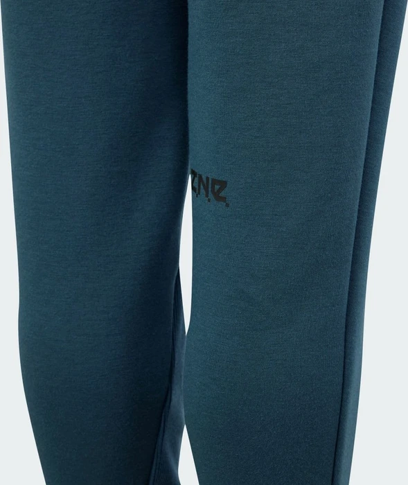 adidas Z.N.E. Trainingshose lang legend ivy (Junior)