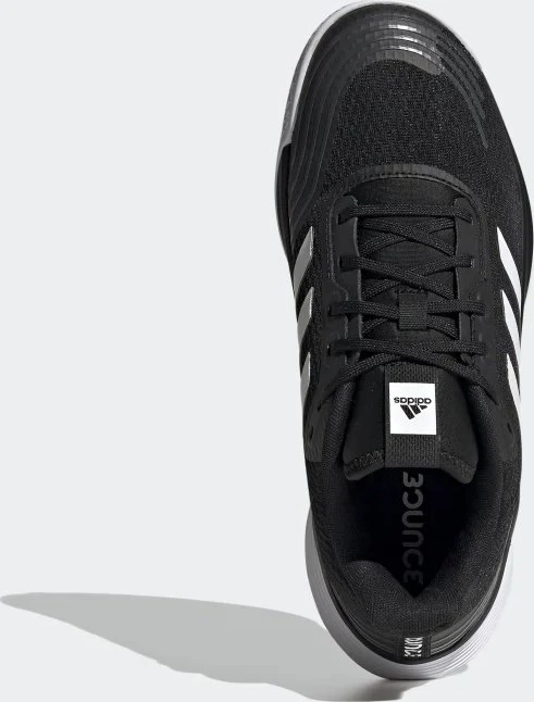 adidas Novaflight Sustainable core black/cloud white