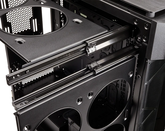 Corsair Obsidian 1000D, Glasfenster