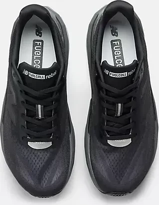 New Balance FuelCell Rebel v5 black/castlerock/silver metallic (Herren)