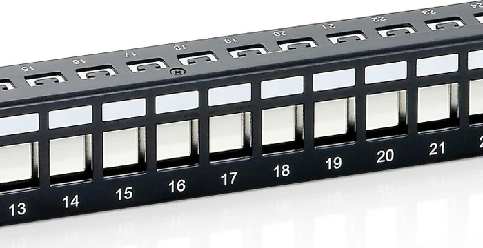 Equip Patchpanel für Keystone Module 19" , 24-Port, 1HE, 19", 1HE, schwarz