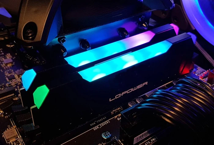 LC-Power LC-RAM RGB UDIMM 16GB Kit, DDR4-3600, CL18-20-20-40