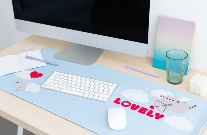 Grupo Erik Editores Pusheen Purrfect Love XL Mousepad, 800x350mm, mehrfarbig