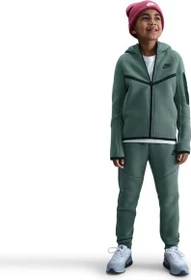 Nike Sportswear Tech Fleece Hoodie grün/schwarz (Junior)