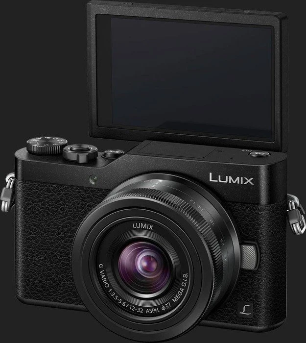 Panasonic Lumix DC-GX800