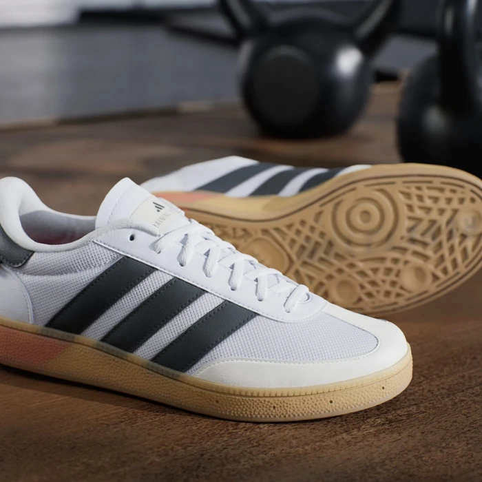adidas Spezial Training cloud white/core black/lucid red