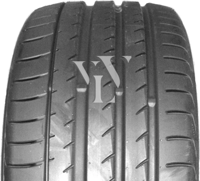 Yokohama Advan Sport V105 255/40 R18 95Y