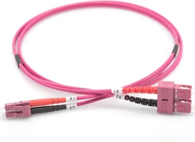 Digitus LWL Duplex Kabel, OM4, 2x LC Stecker/2x SC Stecker, 3m, violett